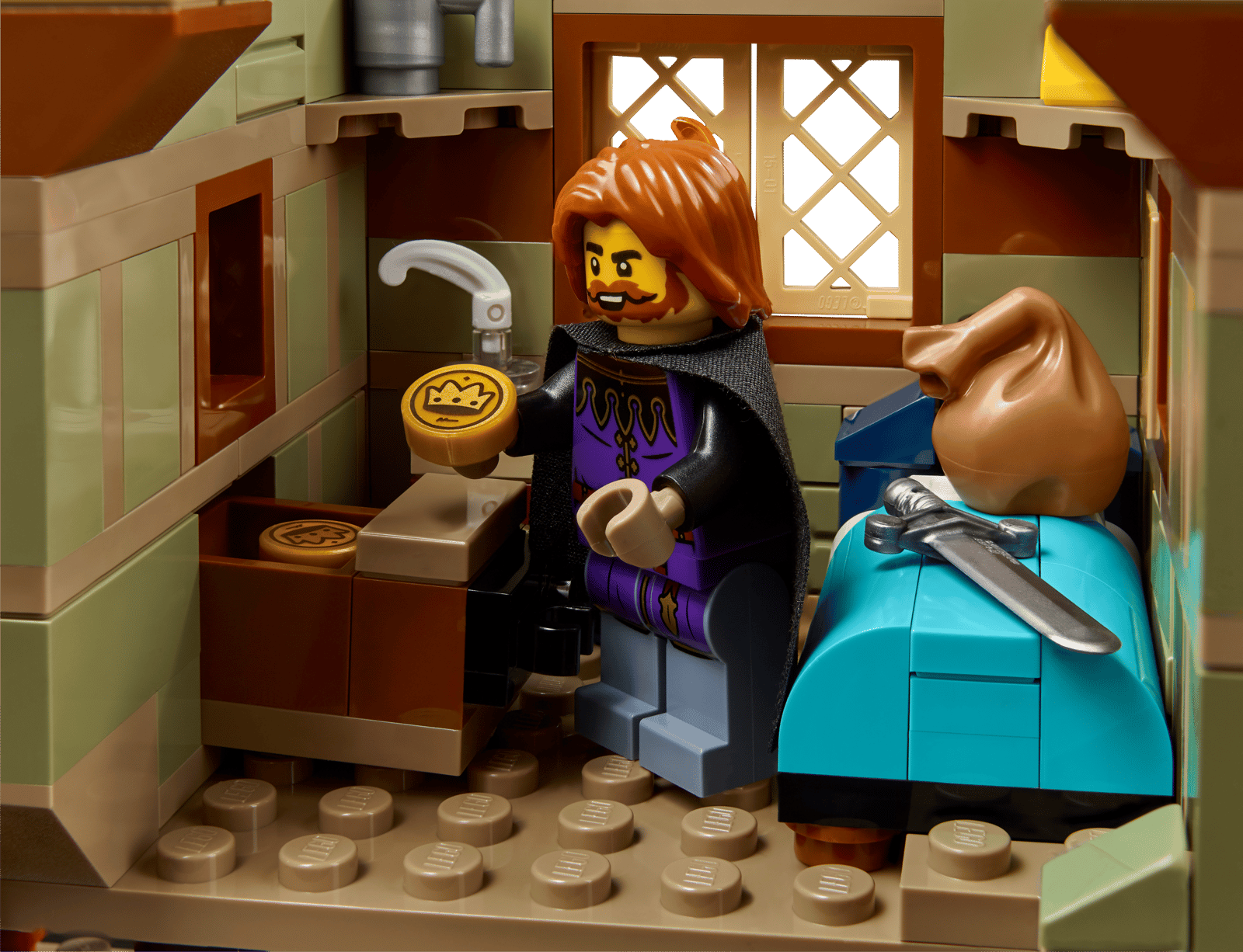 LEGO Icons Medieval Town Square 10332