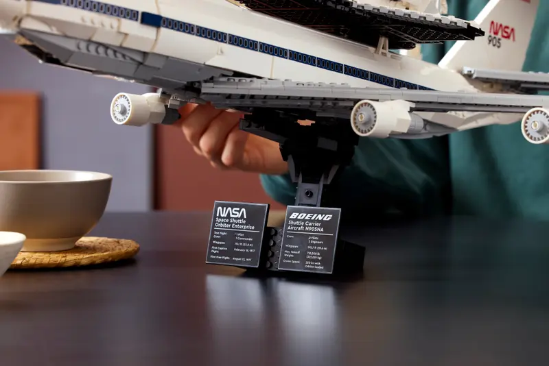 Lego Icons Shuttle Carrier Aircraft