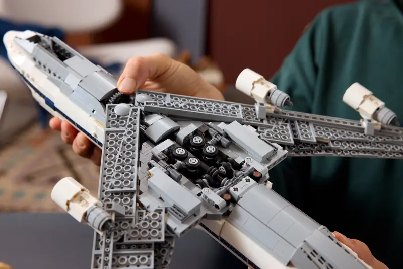 Lego Icons Shuttle Carrier Aircraft