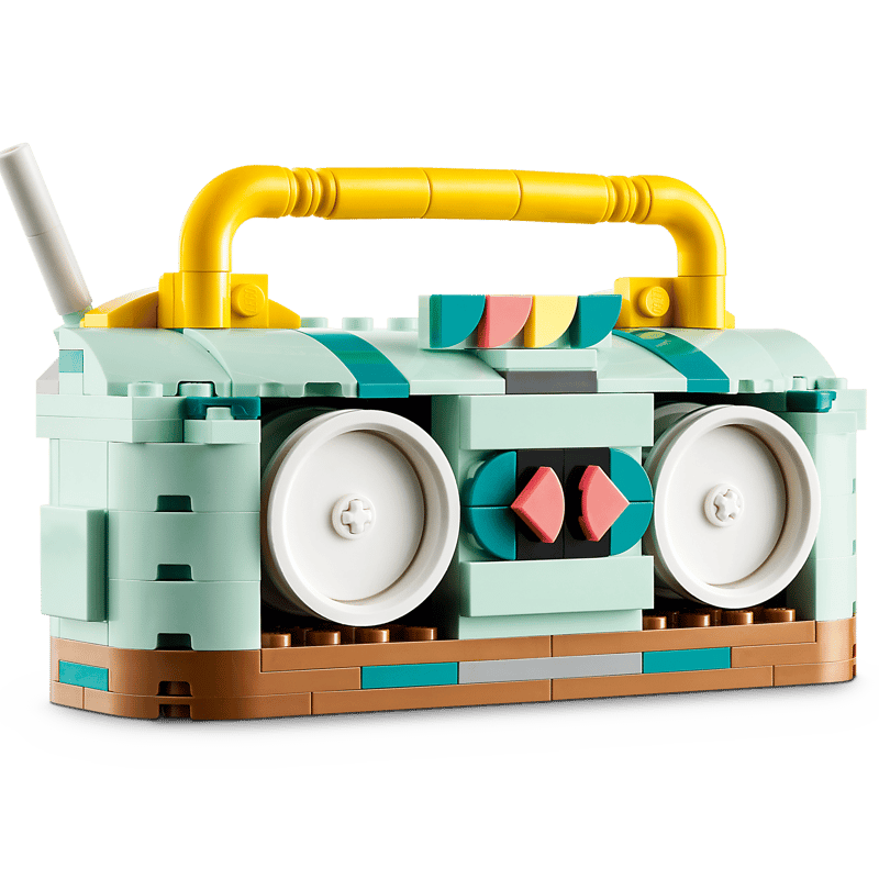 https://www.lego.com/cdn/cs/set/assets/bltf2d32859d49e6869/31148_alt6.png?fit=crop&quality=80&width=800&height=800&dpr=1