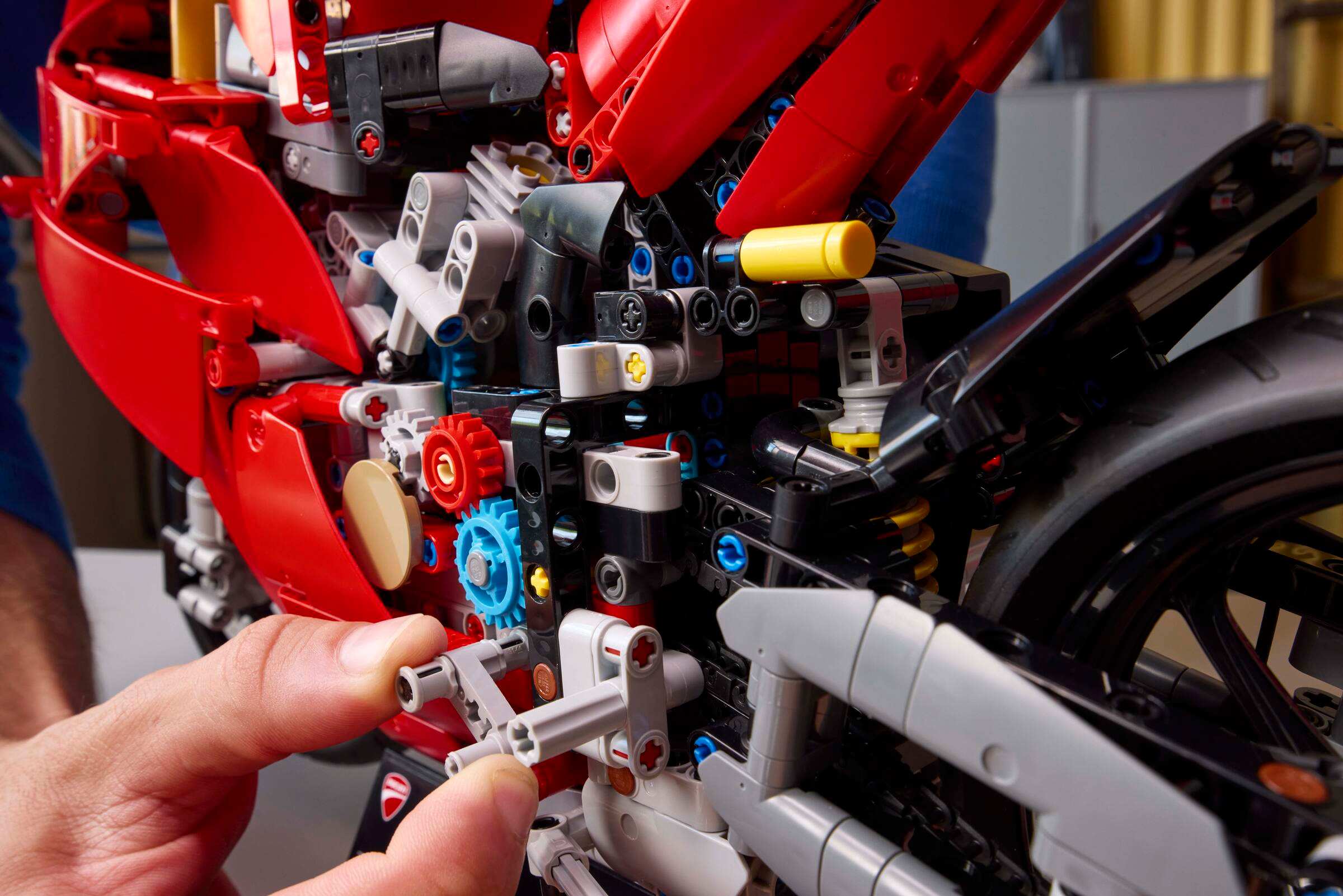 LEGO Technic - Ducati Panigale V4 S Motorcycle - 42202