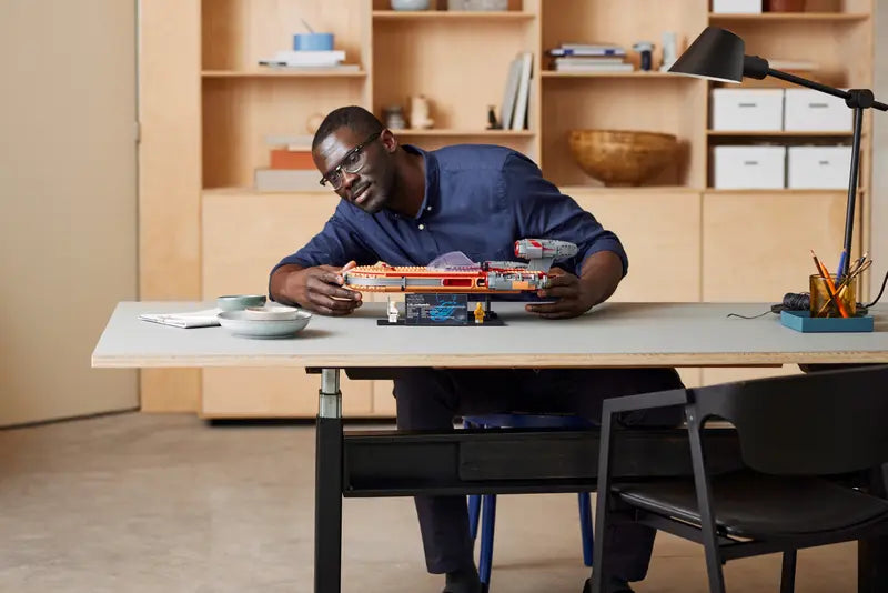 LEGO Star Wars Luke Skywalker's Landspeeder - UCS