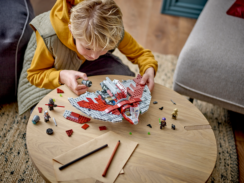 https://www.lego.com/cdn/cs/set/assets/bltefd715c004e89a72/75362_alt7.png