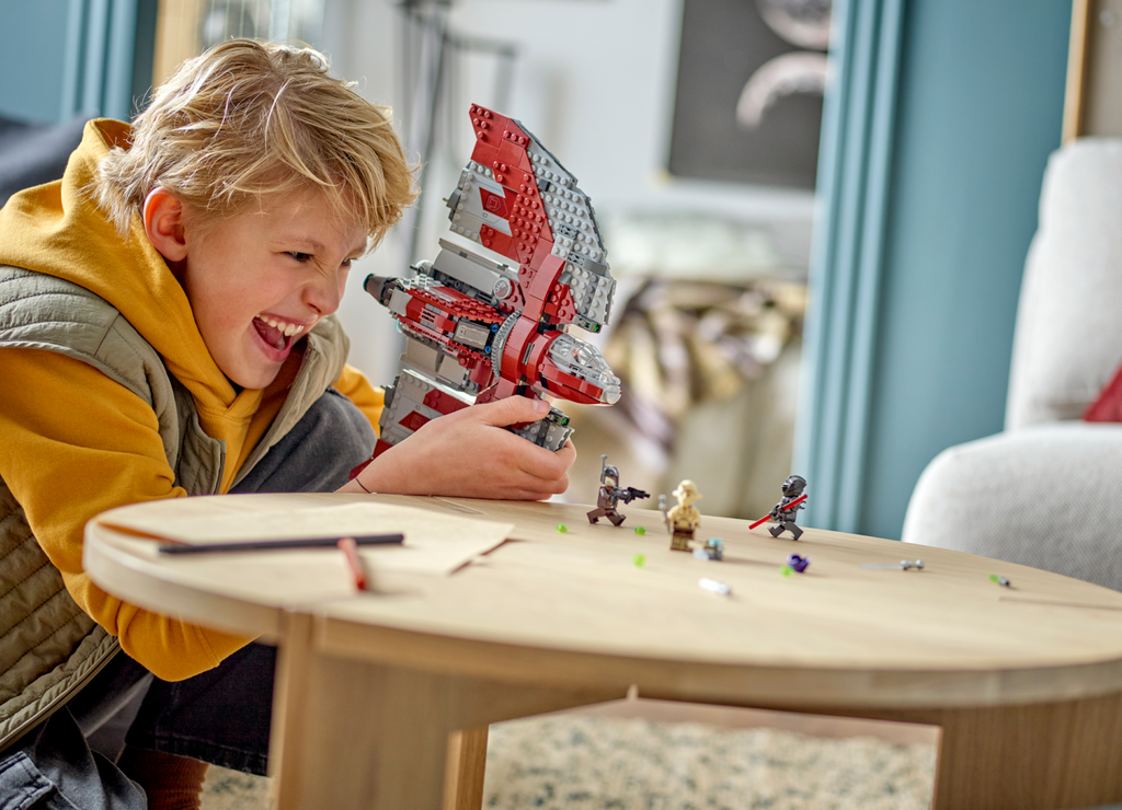 https://www.lego.com/cdn/cs/set/assets/blta84922f31a05501e/75362_alt8.png