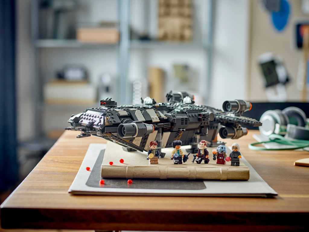 https://www.lego.com/cdn/cs/set/assets/blt2e3370b18f8d02d5/75374_Lifestyle_envr.png