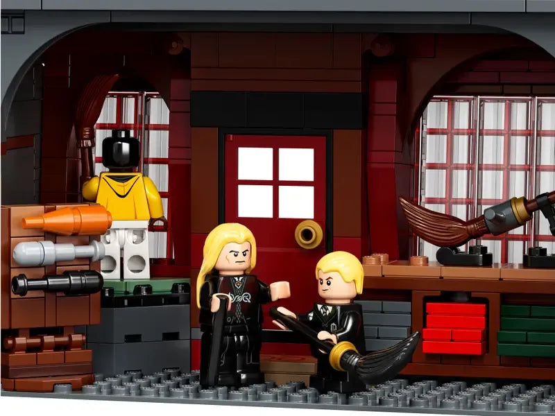 LEGO Harry Potter Diagon Alley  First Issue