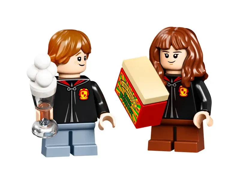 LEGO Harry Potter Diagon Alley  First Issue