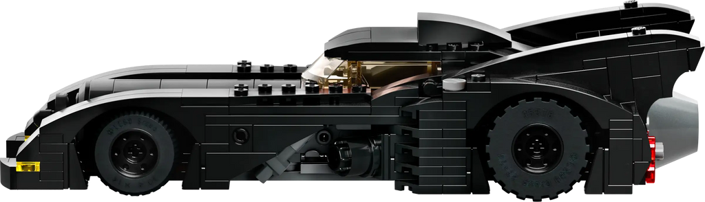 Lego DC Comics Batcave™ –  Shadow Box