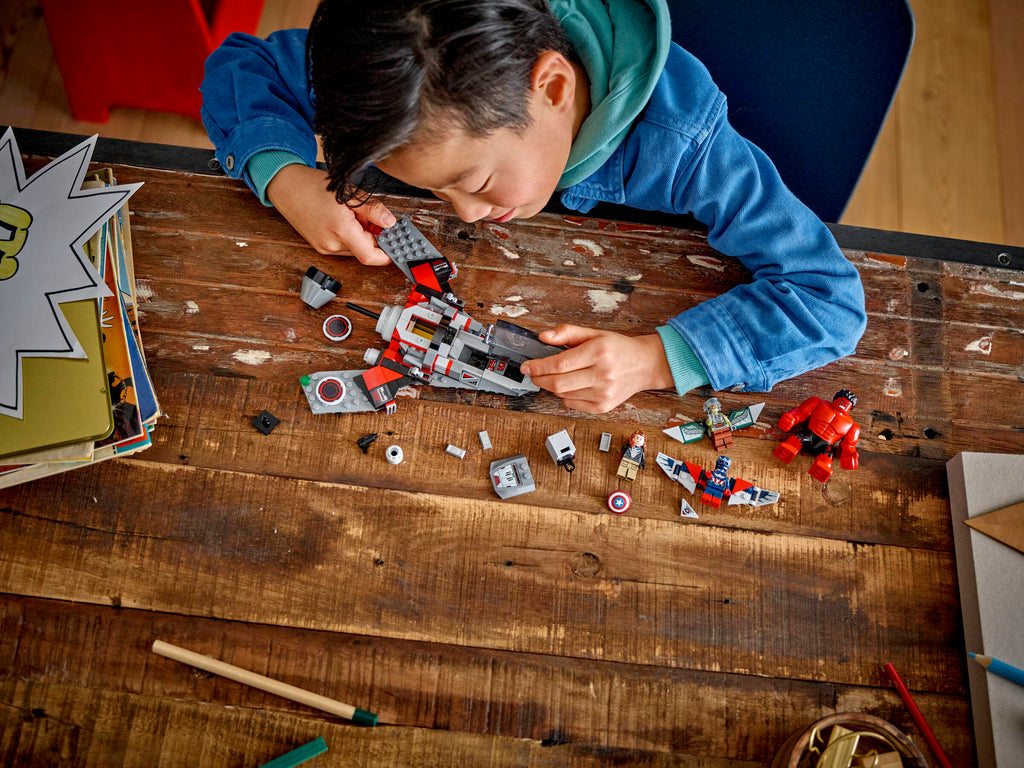 https://www.lego.com/cdn/cs/set/assets/blt3a27d41eca61cade/76292_Lifestyle_Build_en-gb.jpg