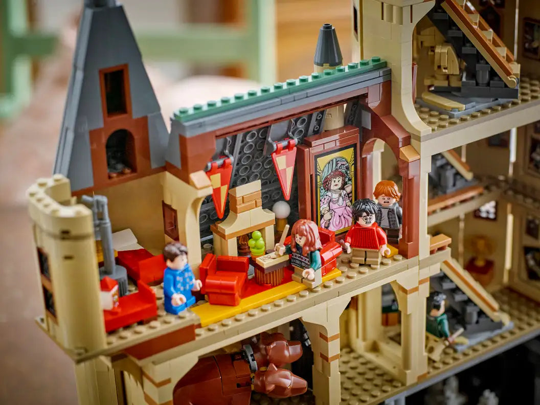 Lego Hogwarts Castle: The Main Tower