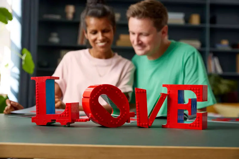 LEGO Art Love-Bricking Lebanon