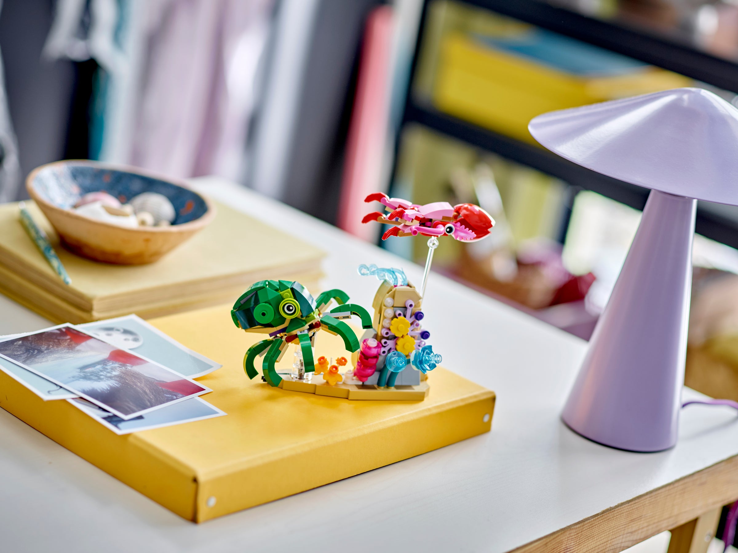 https://www.lego.com/cdn/cs/set/assets/blt4810980c36303e41/31158_alt7.jpg