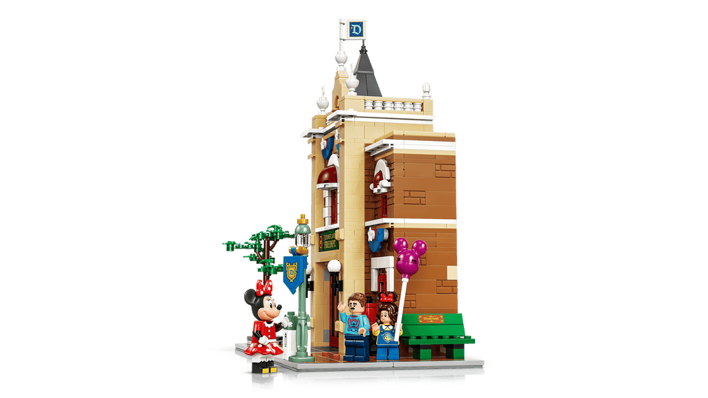 LEGO Disney Main Street, U.S.A. Modular Set 43302
