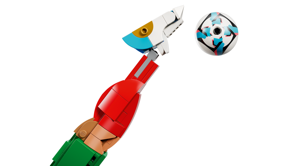 LEGO® Editions Cristiano Ronaldo – Soccer Legend Building Set 43016