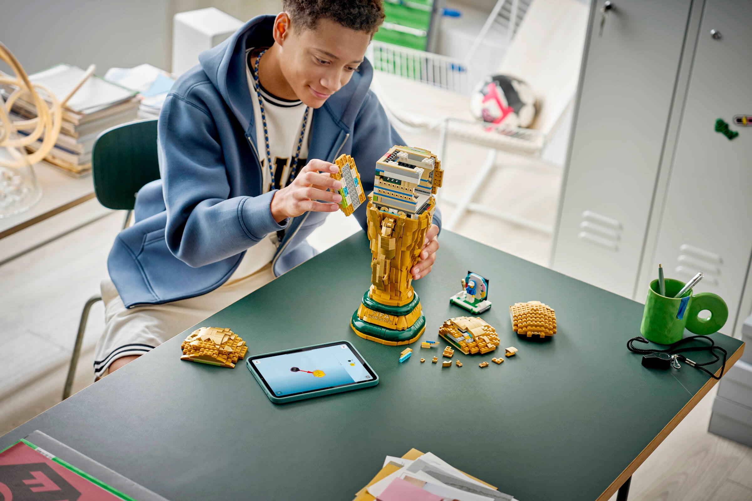 LEGO Editions FIFA World Cup Official Trophy Building Set 43020-43020-Bricking Lebanon