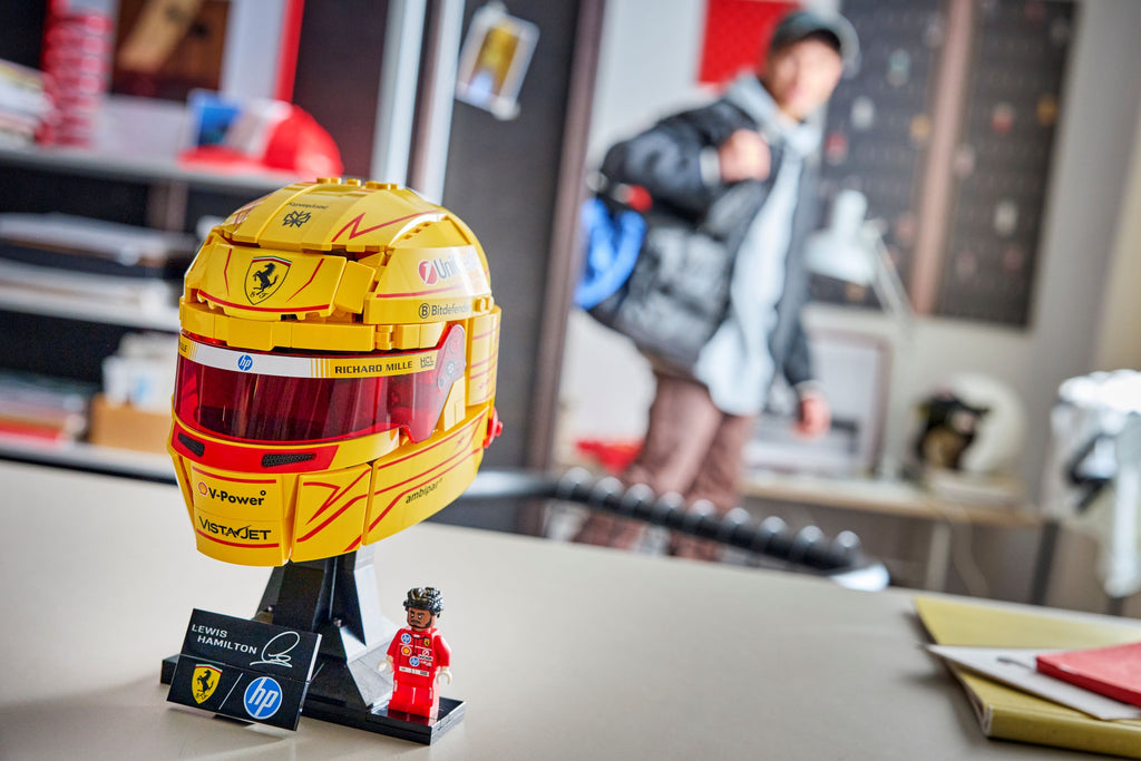 https://www.lego.com/cdn/cs/set/assets/blt381bf6918cbeb4f6/43022_Lifestyle_cons_2.jpg