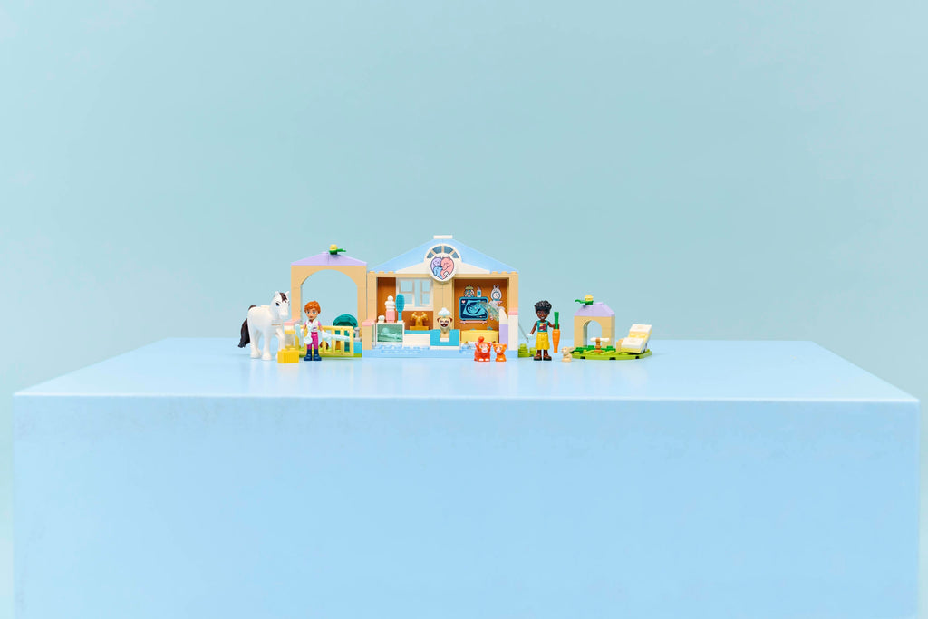 LEGO Friends Animal Vet Clinic Building Set with 5 Animal Figures-Lego / Friends-Bricking Lebanon