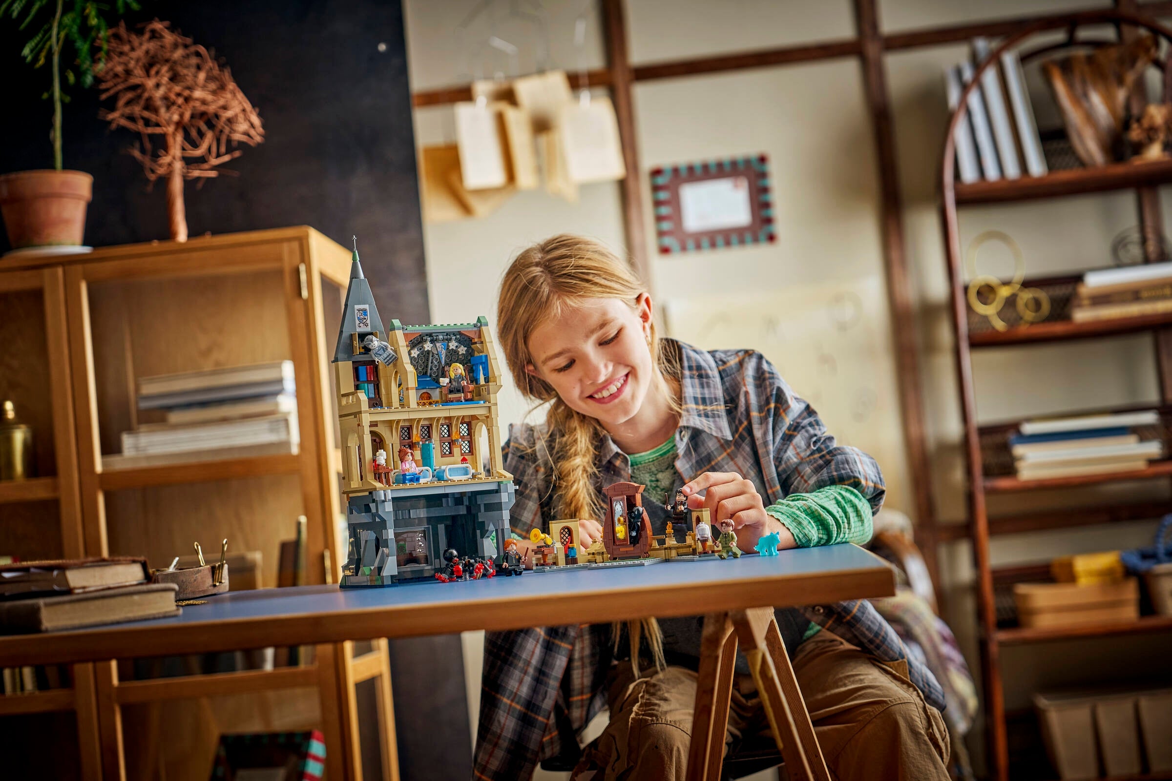 LEGO Harry Potter Hogwarts Castle Hospital Wing Building Toy Set 76463-Lego / Harry Potter-Bricking Lebanon