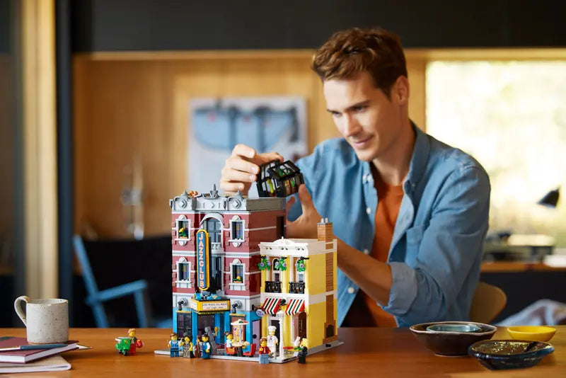 LEGO Icons Jazz Club-Bricking Lebanon