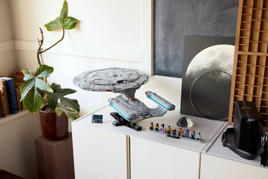 LEGO Icons Star Trek: U.S.S. Enterprise NCC-1701-D™ [PREORDER]-Bricking Lebanon