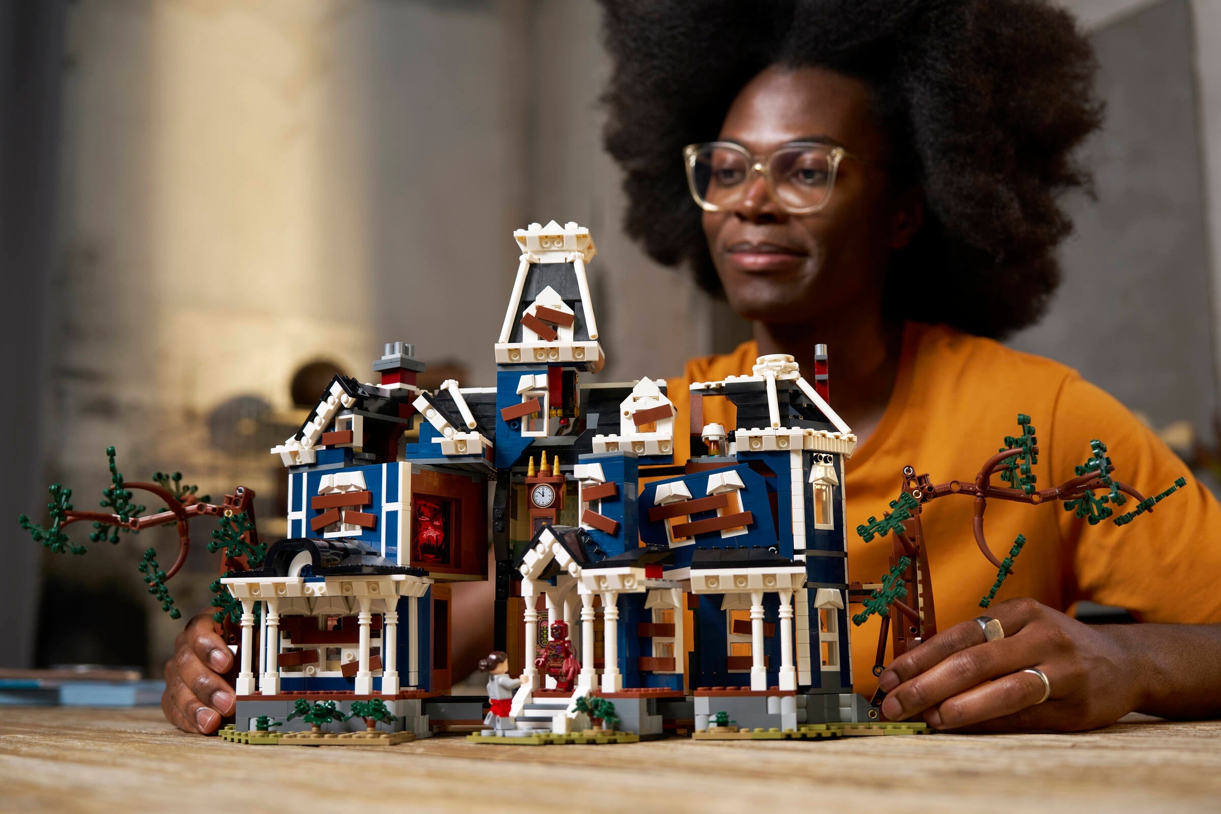 LEGO Icons Stranger Things The Creel House 11370-Lego / Icons-Bricking Lebanon