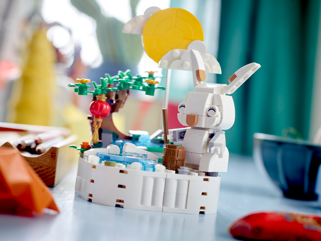 https://www.lego.com/cdn/cs/set/assets/blt16eebf70092d5a76/40643_alt3.png