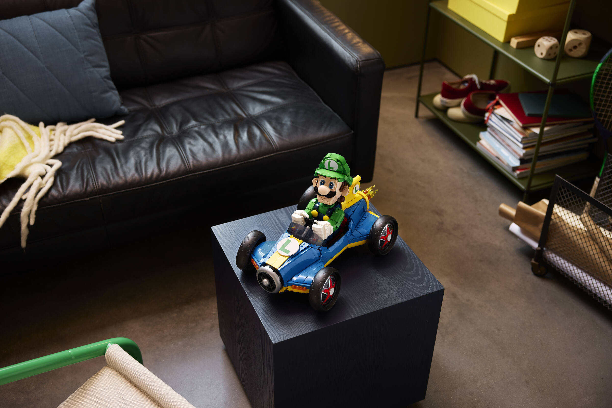 https://www.lego.com/cdn/cs/set/assets/blt3a580964d391650b/blt7845f046767b6876-72050_Lifestyle_Envr_01.jpg