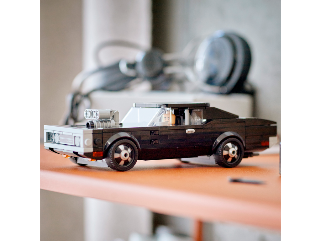 https://www.lego.com/cdn/cs/set/assets/blt8e2d2863e0446b7a/76912_alt9.png