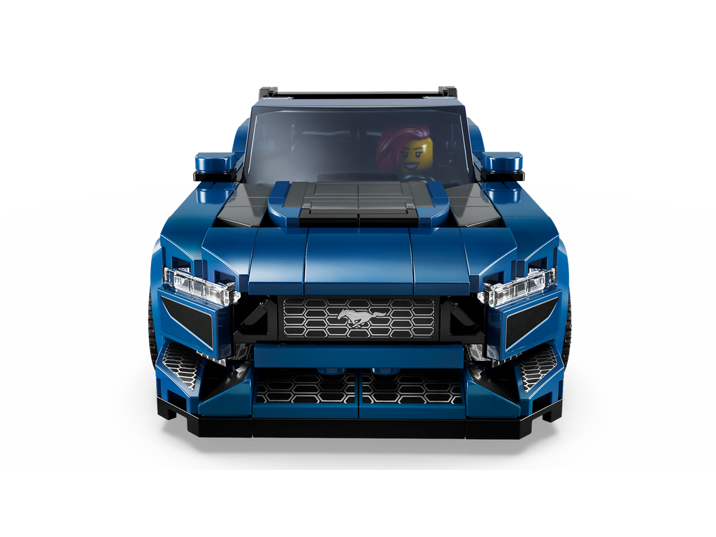 https://www.lego.com/cdn/cs/set/assets/blt931709111b0a817e/76920_WEB_SEC03_NOBG.png