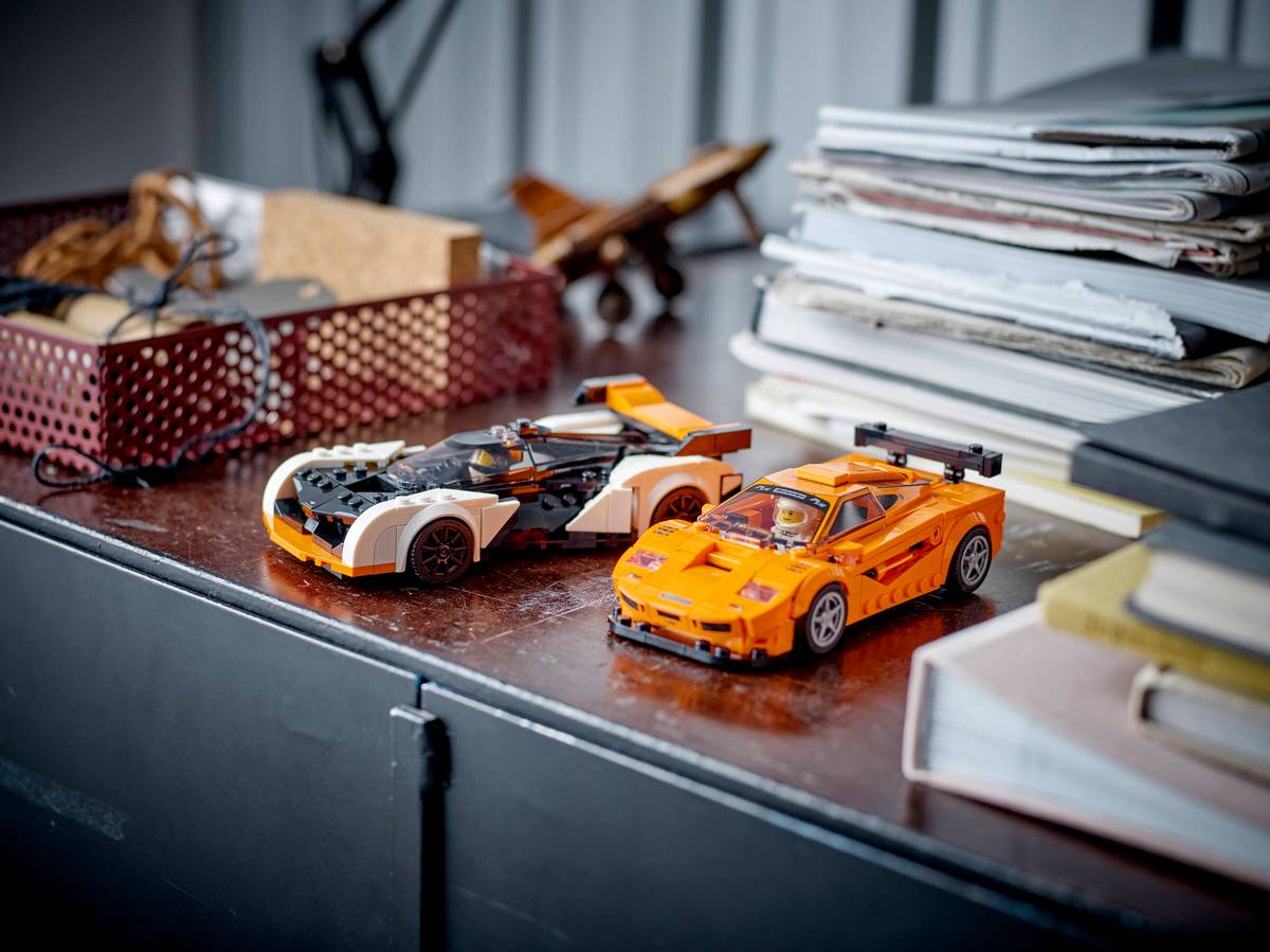 https://www.lego.com/cdn/cs/set/assets/blt524d33096b187dec/76918_Lifestyle_envr.jpg?format=webply&fit=bounds&quality=70&width=800&height=800&dpr=1.5