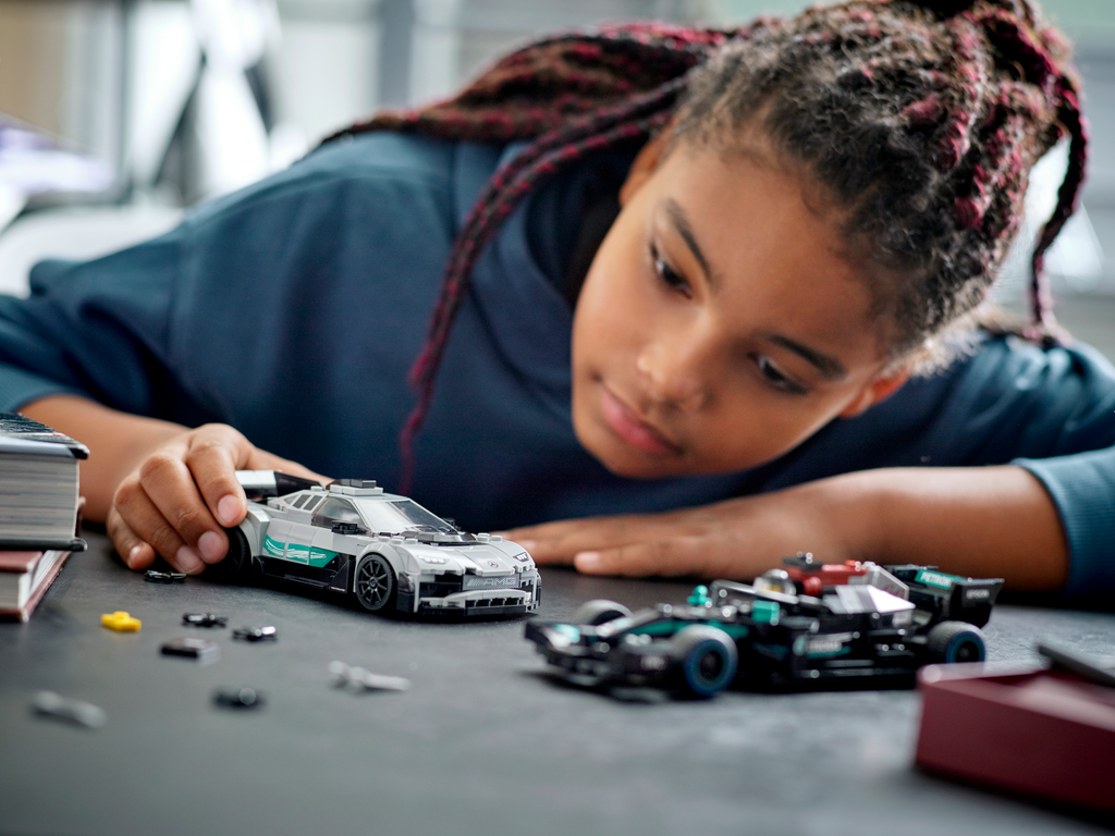 https://www.lego.com/cdn/cs/set/assets/bltbe14428032b60f7e/76909_alt10.png