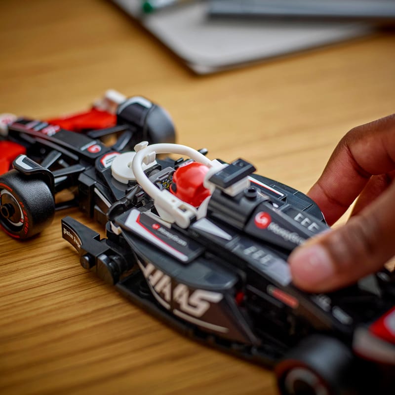 LEGO Speed Champions MoneyGram Haas F1 Team VF-24 Racing Car-Lego / Speed-Bricking Lebanon