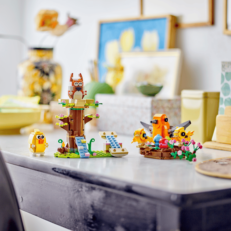 https://www.lego.com/cdn/cs/set/assets/blt37e29a80e889a22d/40709_alt5.png?fit=crop&quality=80&width=800&height=800&dpr=1