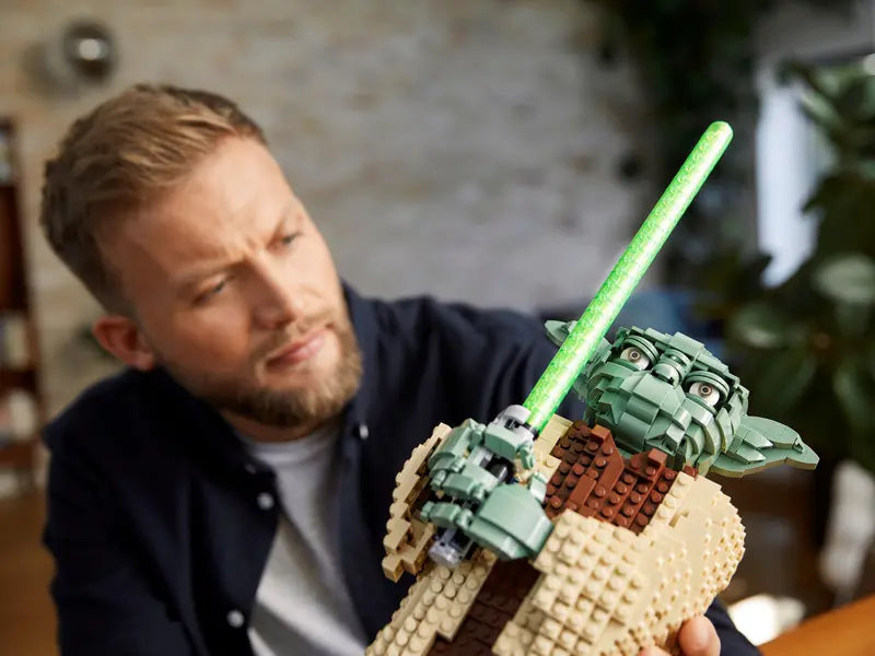 LEGO Star Wars Yoda™-Bricking Lebanon