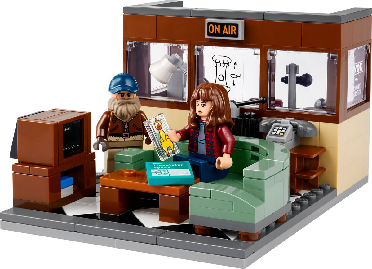 LEGO Stranger Things: WSQK Radio Station 40891-Bricking Lebanon