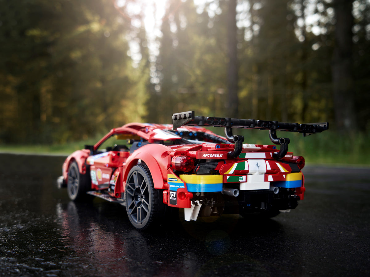 LEGO Technic Ferrari 488 GTE AF Corse #51