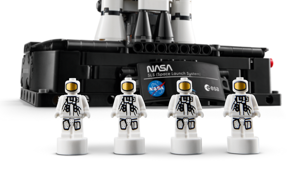 LEGO Technic NASA Artemis Space Launch System Rocket 42221 Building Set-Lego / Technic-Bricking Lebanon