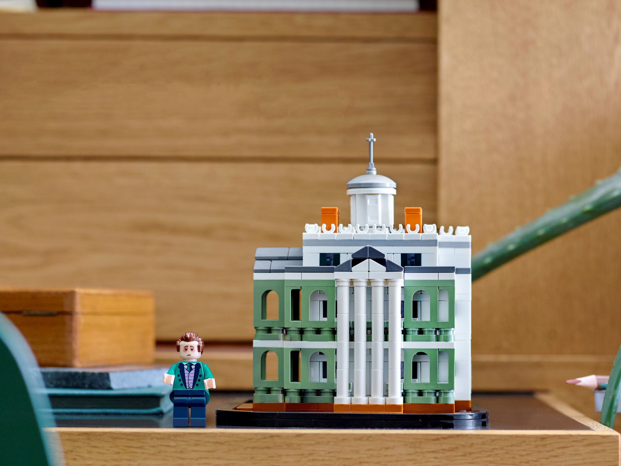 https://www.lego.com/cdn/cs/set/assets/blt8152f3e8c64b9dab/40521_alt3.jpg
