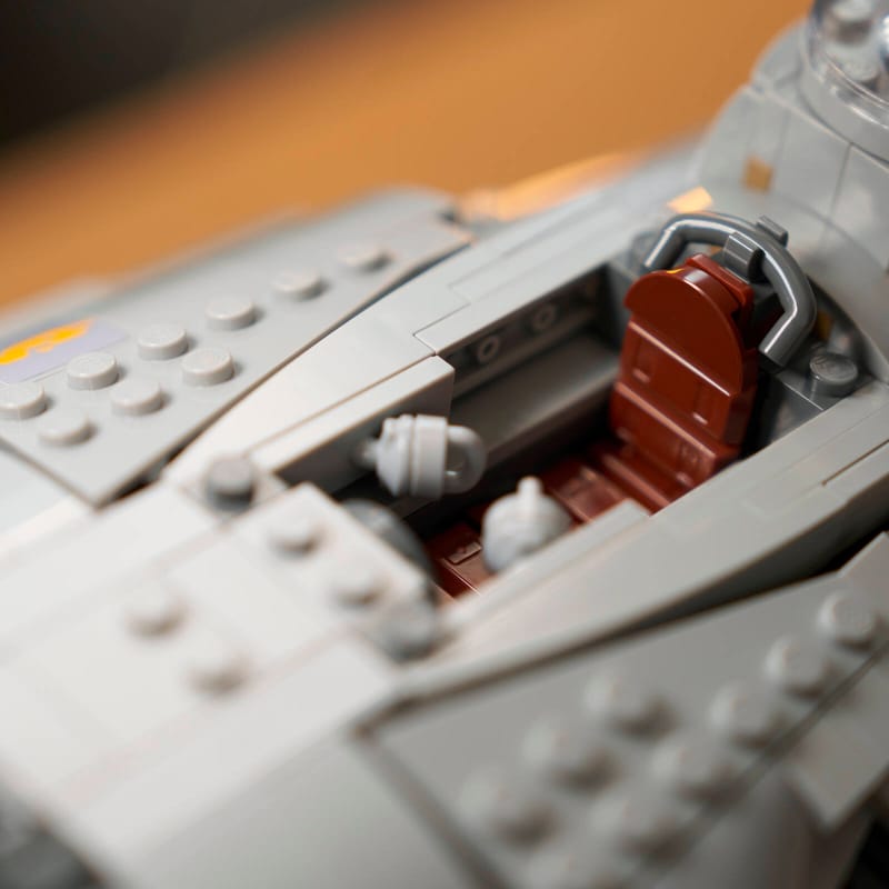 https://www.lego.com/cdn/cs/set/assets/bltc52614e7790bf10d/blt2f8fb720e38f6e09-75442_Lifestyle_Build_05.jpg?fit=crop&quality=80&width=800&height=800&dpr=1