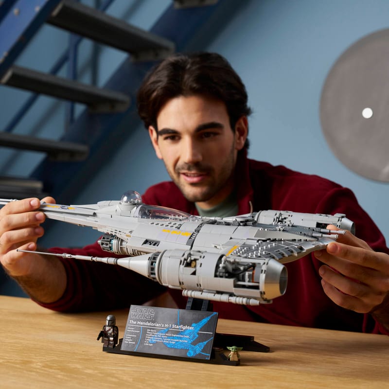 https://www.lego.com/cdn/cs/set/assets/bltaa4c2488e3481048/blt2f8fb720e38f6e09-75442_Lifestyle_Cons_02.jpg?fit=crop&quality=80&width=800&height=800&dpr=1