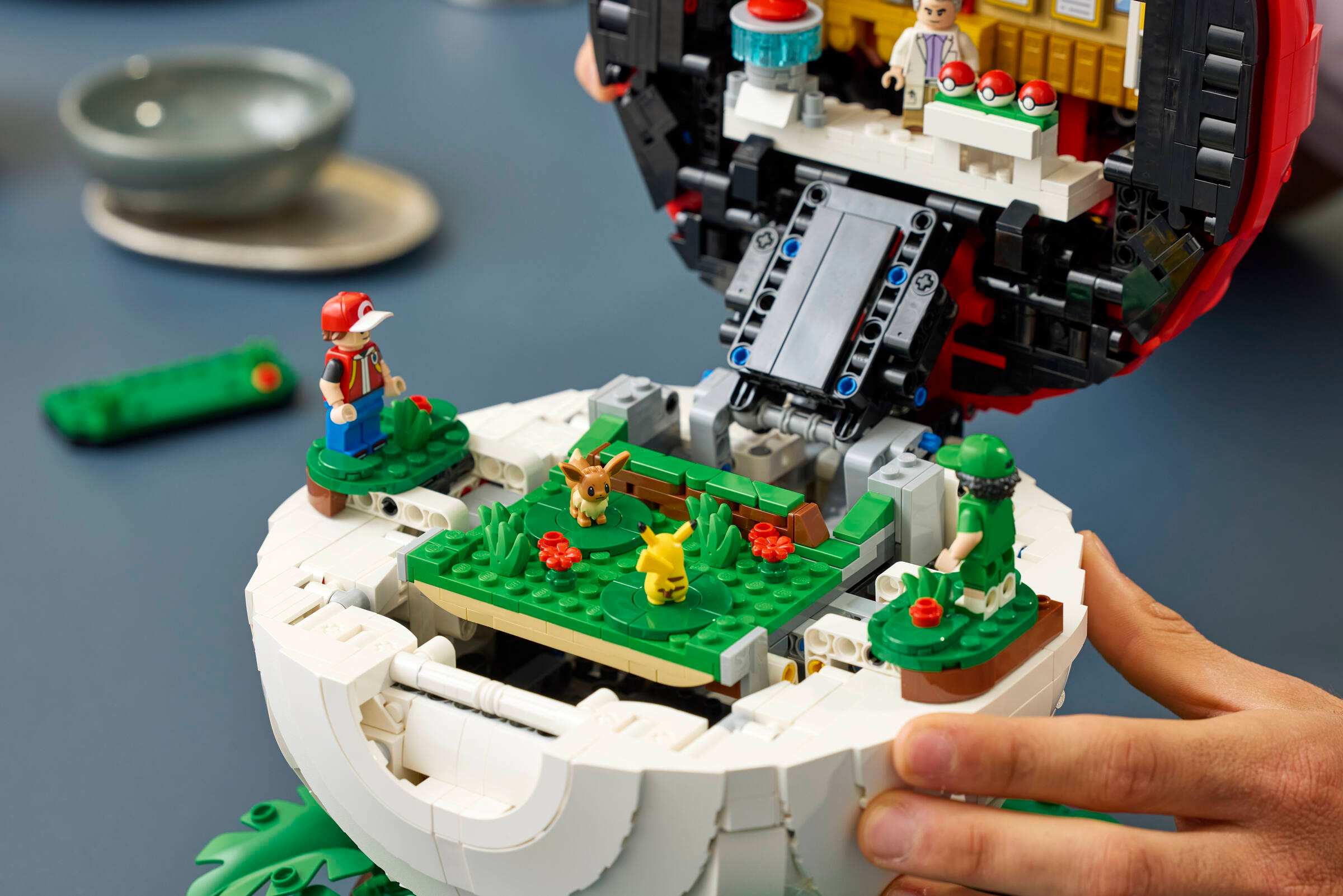 LEGO Pokémon - Iconic Trainer Moments Poké Ball - 72154