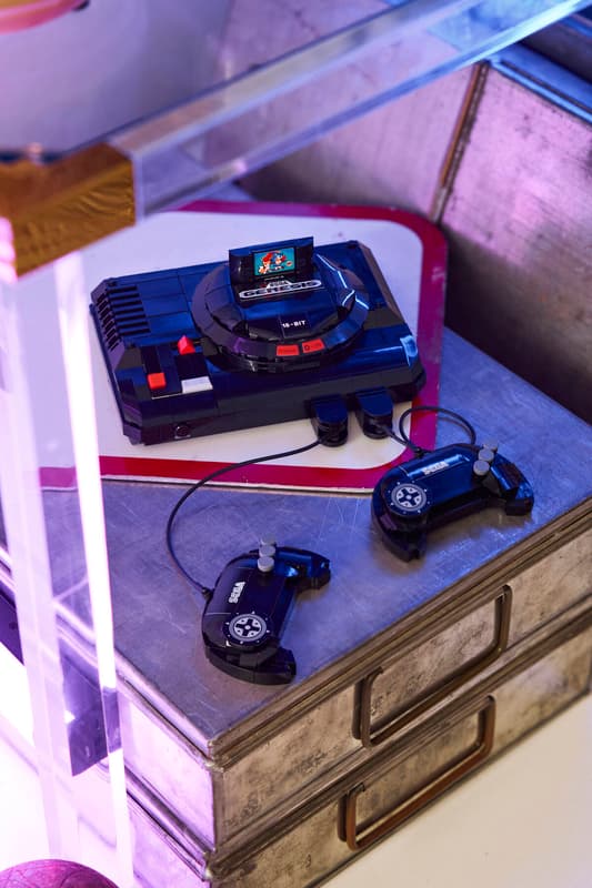 LEGO - SEGA® Genesis™ Console Retro Gaming Set - 40926
