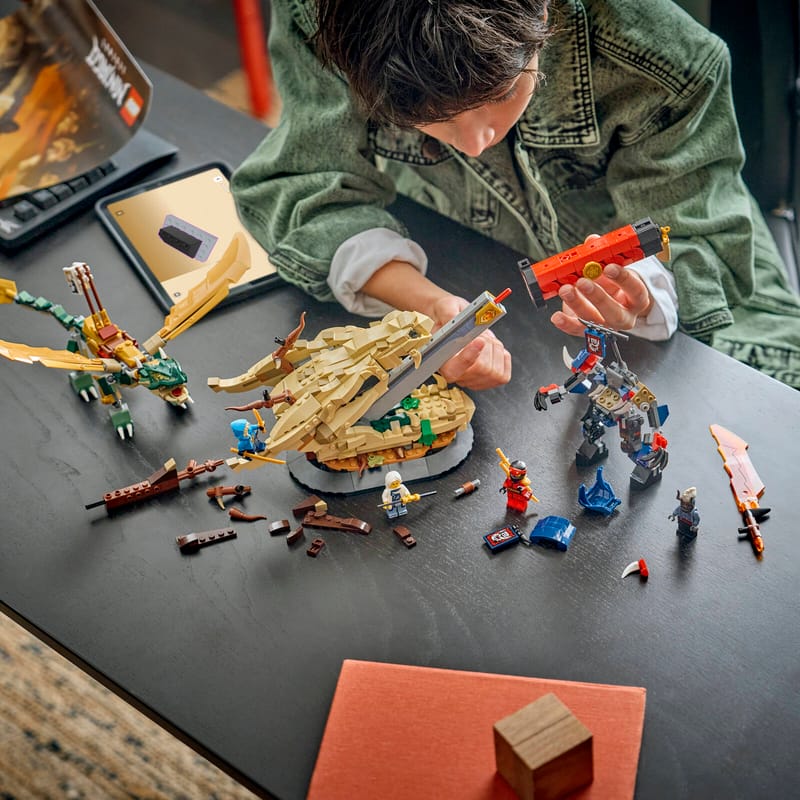 https://www.lego.com/cdn/cs/set/assets/blt1da4fc53200a72a6/blt6e3b5c4a46f9e0c5-71871_Lifestyle_build.jpg?fit=crop&quality=80&width=800&height=800&dpr=1