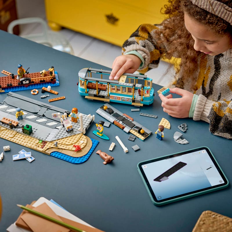 https://www.lego.com/cdn/cs/set/assets/blt2c92ec4a515d2510/blt9b24b376a275fe12-60506_Lifestyle_build.jpg?fit=crop&quality=80&width=800&height=800&dpr=1