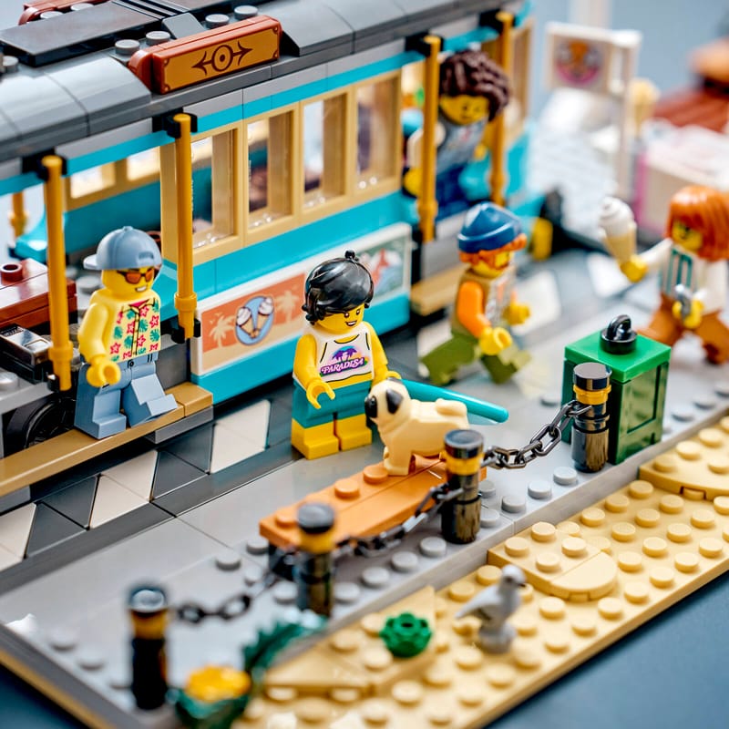 https://www.lego.com/cdn/cs/set/assets/blt85cbbce51e134d0f/blt9b24b376a275fe12-60506_Lifestyle_cons_2.jpg?fit=crop&quality=80&width=800&height=800&dpr=1