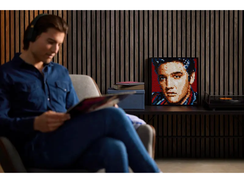 LEGO Art Elvis Presley-Bricking Lebanon