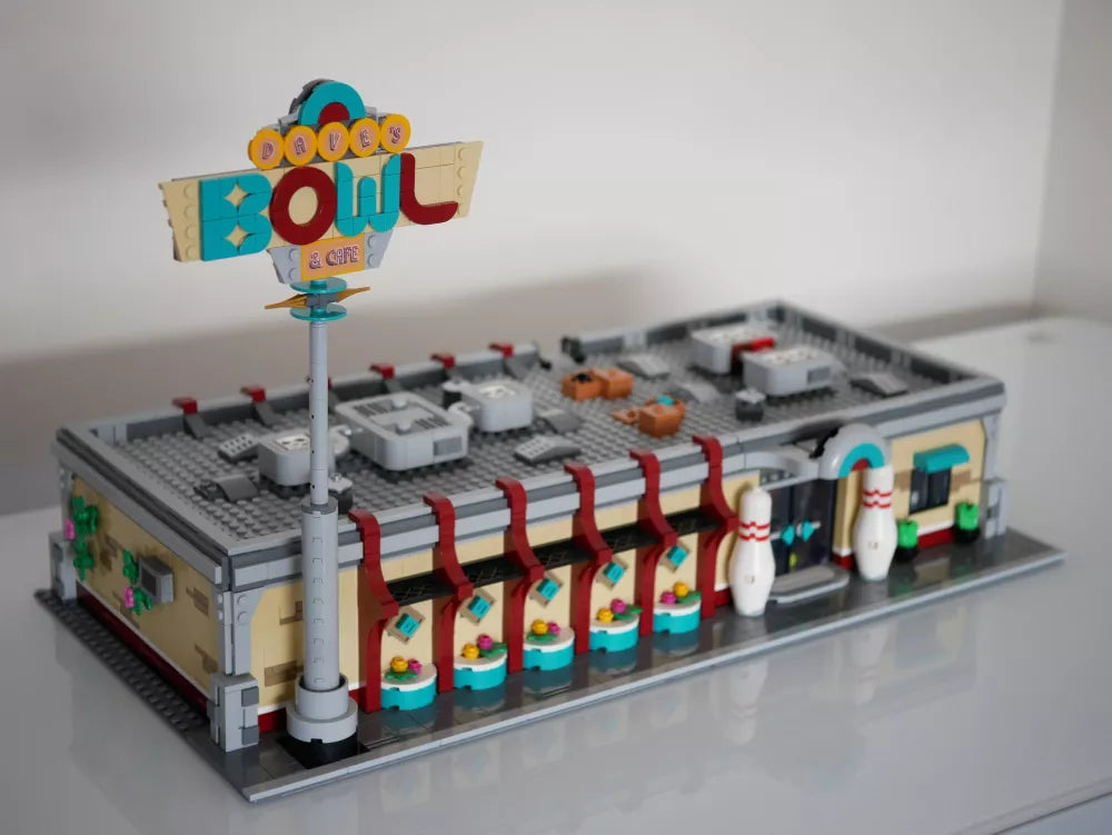Lego BDP Retro Bowling Alley
