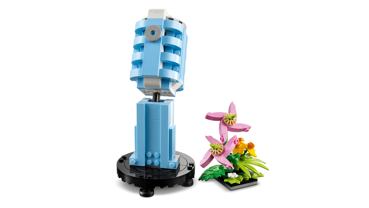 LEGO Creator 3-in-1 Record Player with Flowers 31172