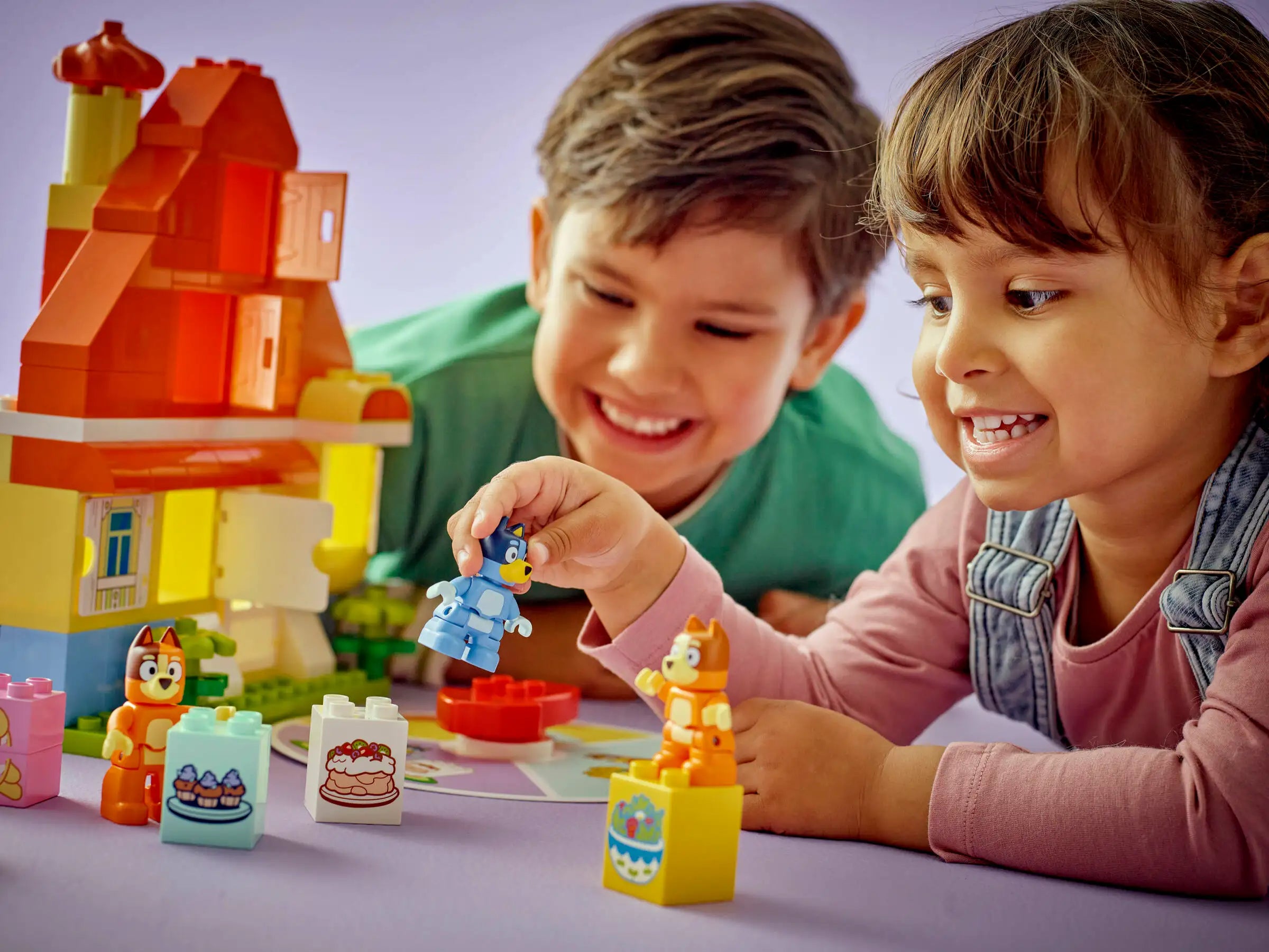 LEGO Duplo Bluey - Bluey's Family House with Memory Game