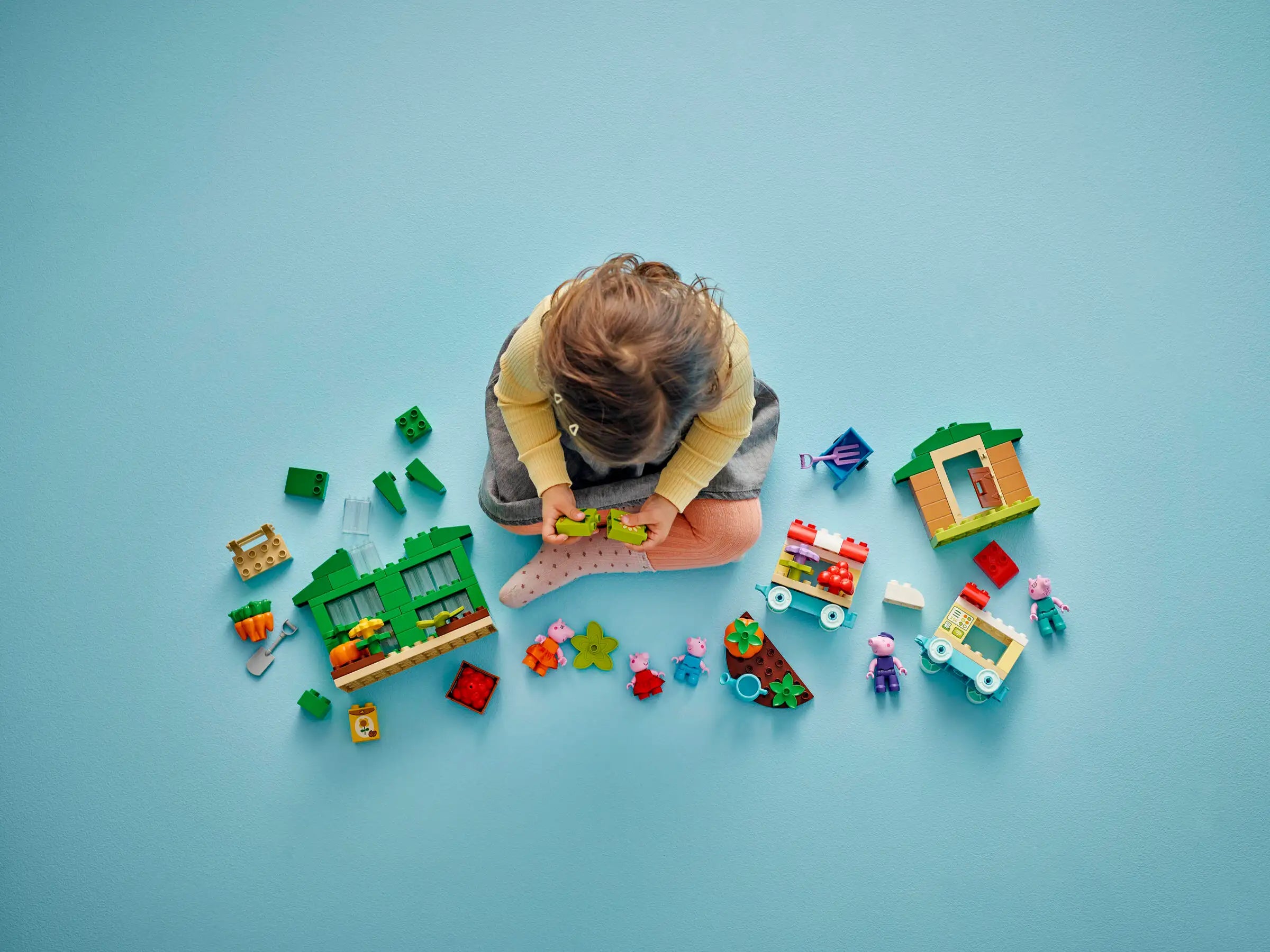 LEGO Duplo Grandpa Pig's Garden and Greenhouse